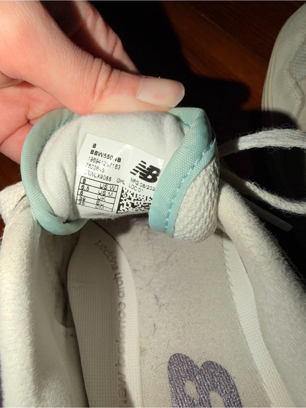 New Balance 550 - Picture 6 of 6